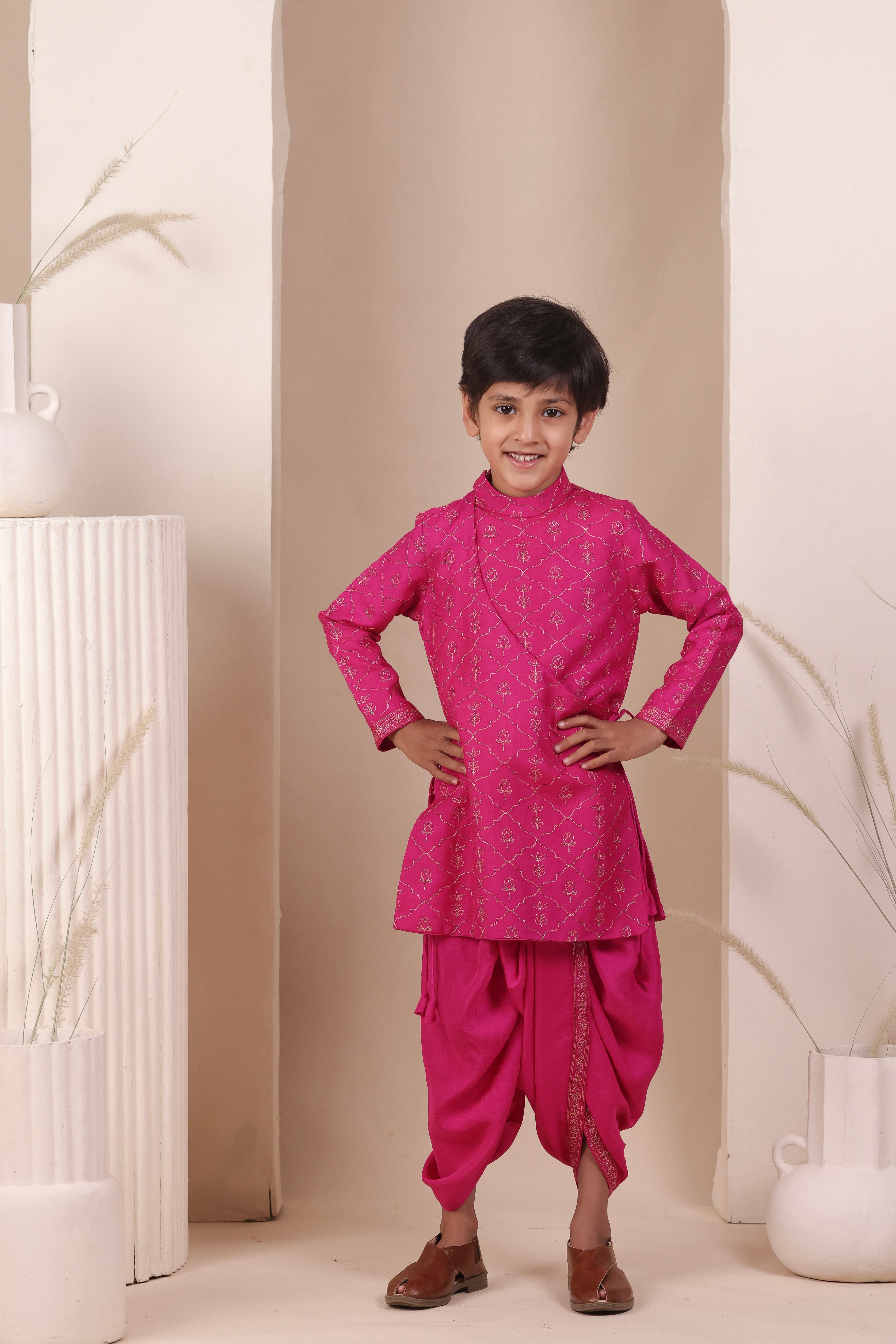 Gulabi Noor Angrakha Set