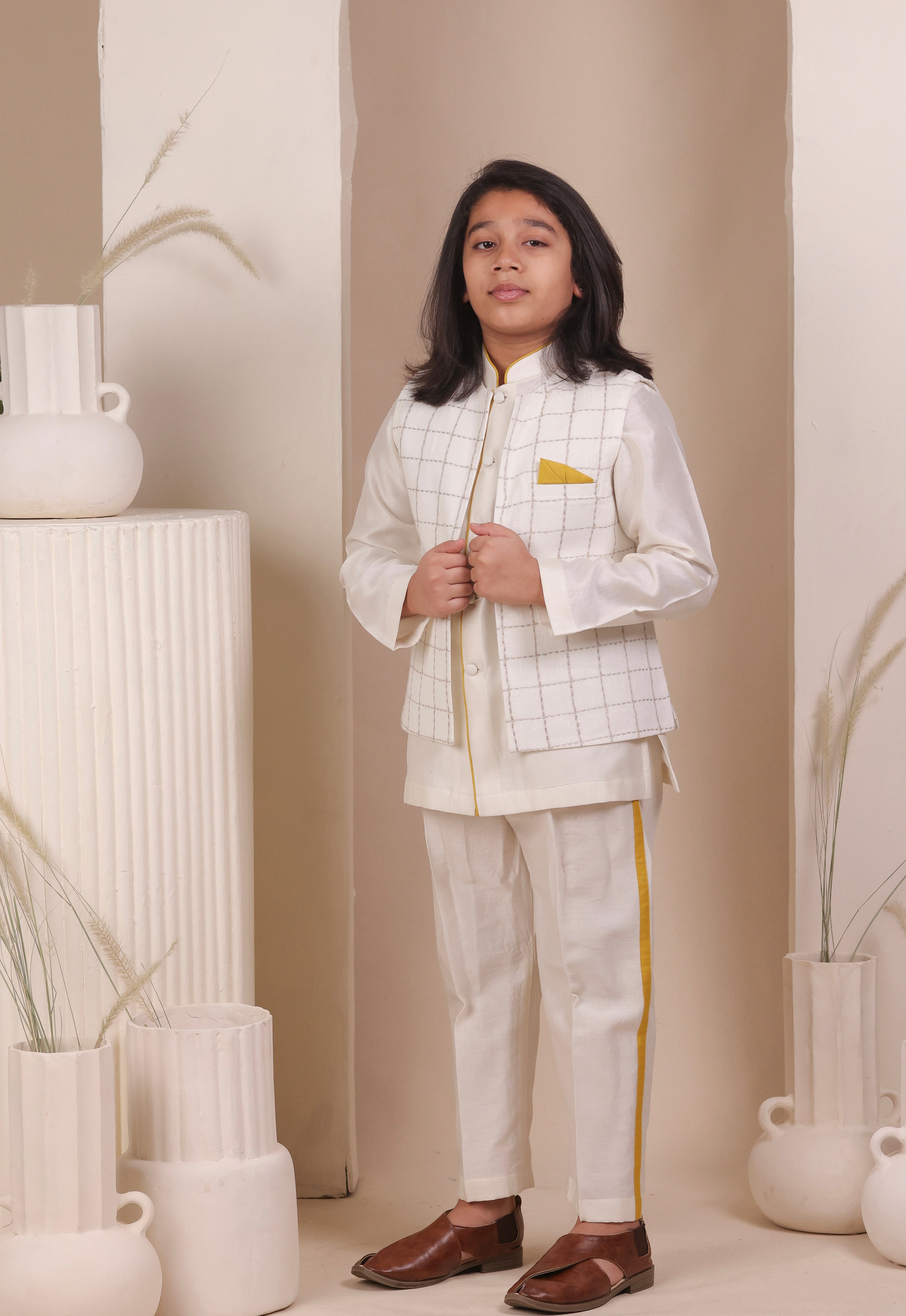 Ivory Grid Set