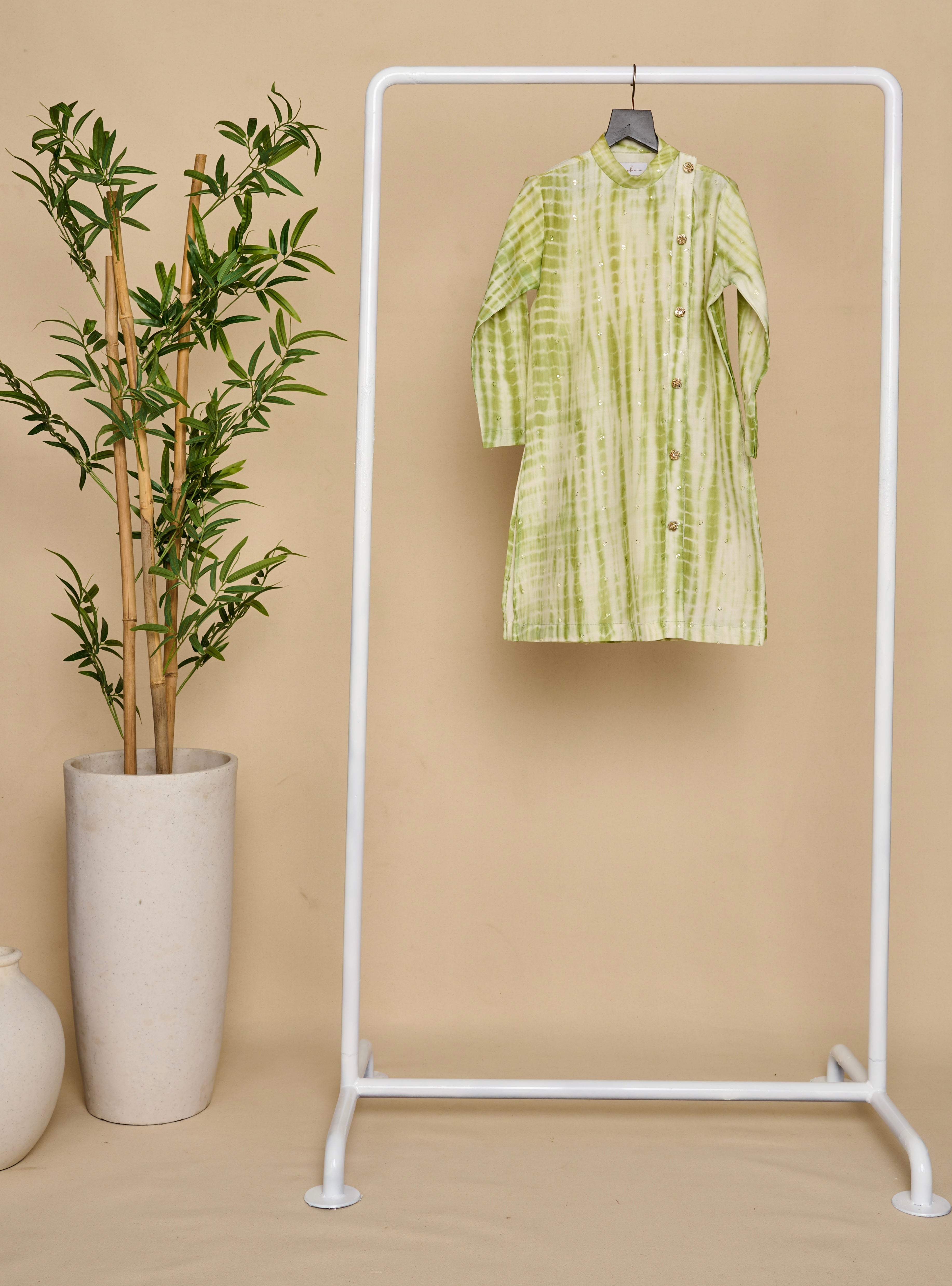 Leafy Green Tie And Die Kurta Set