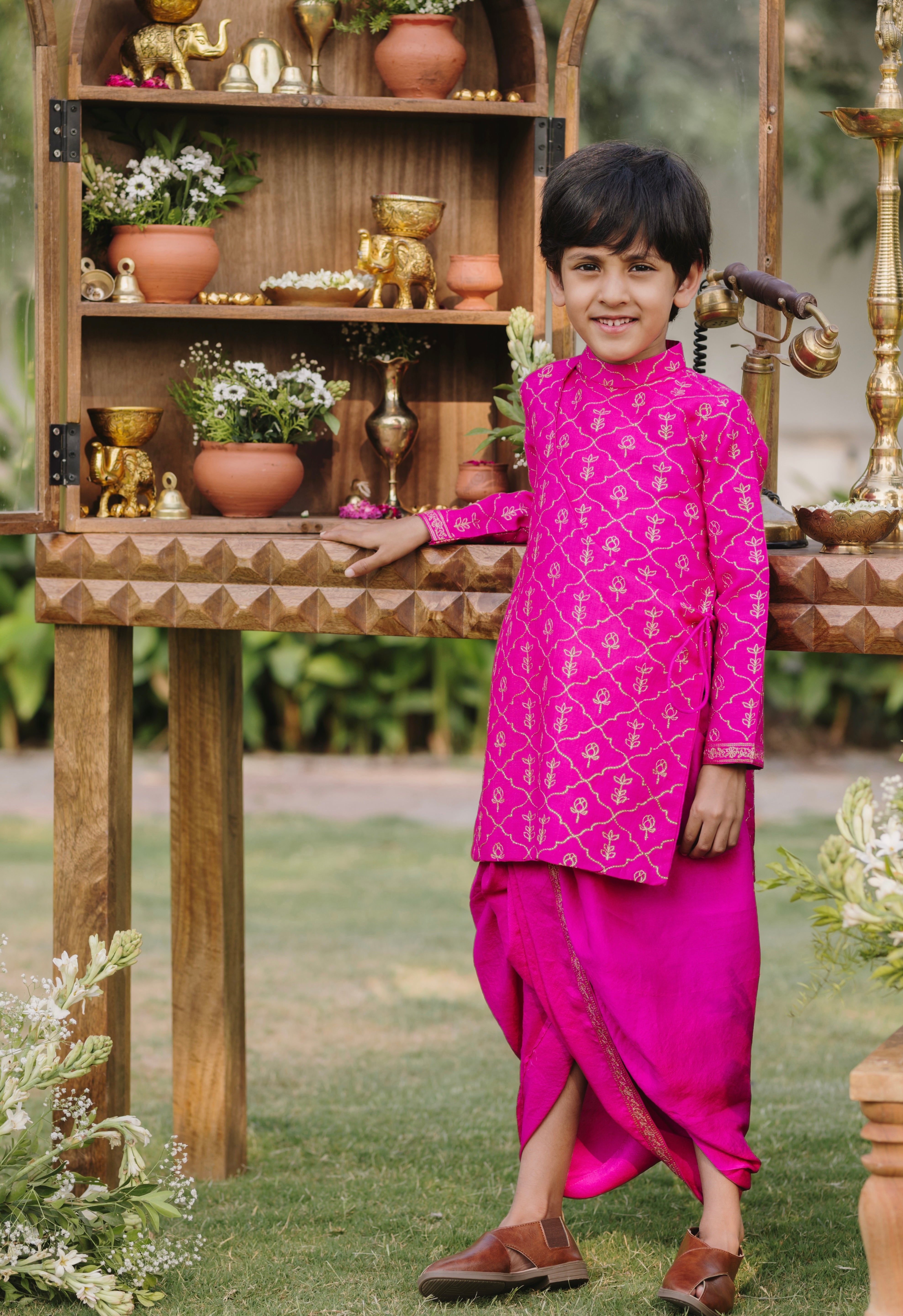 Gulabi Noor Angrakha Set