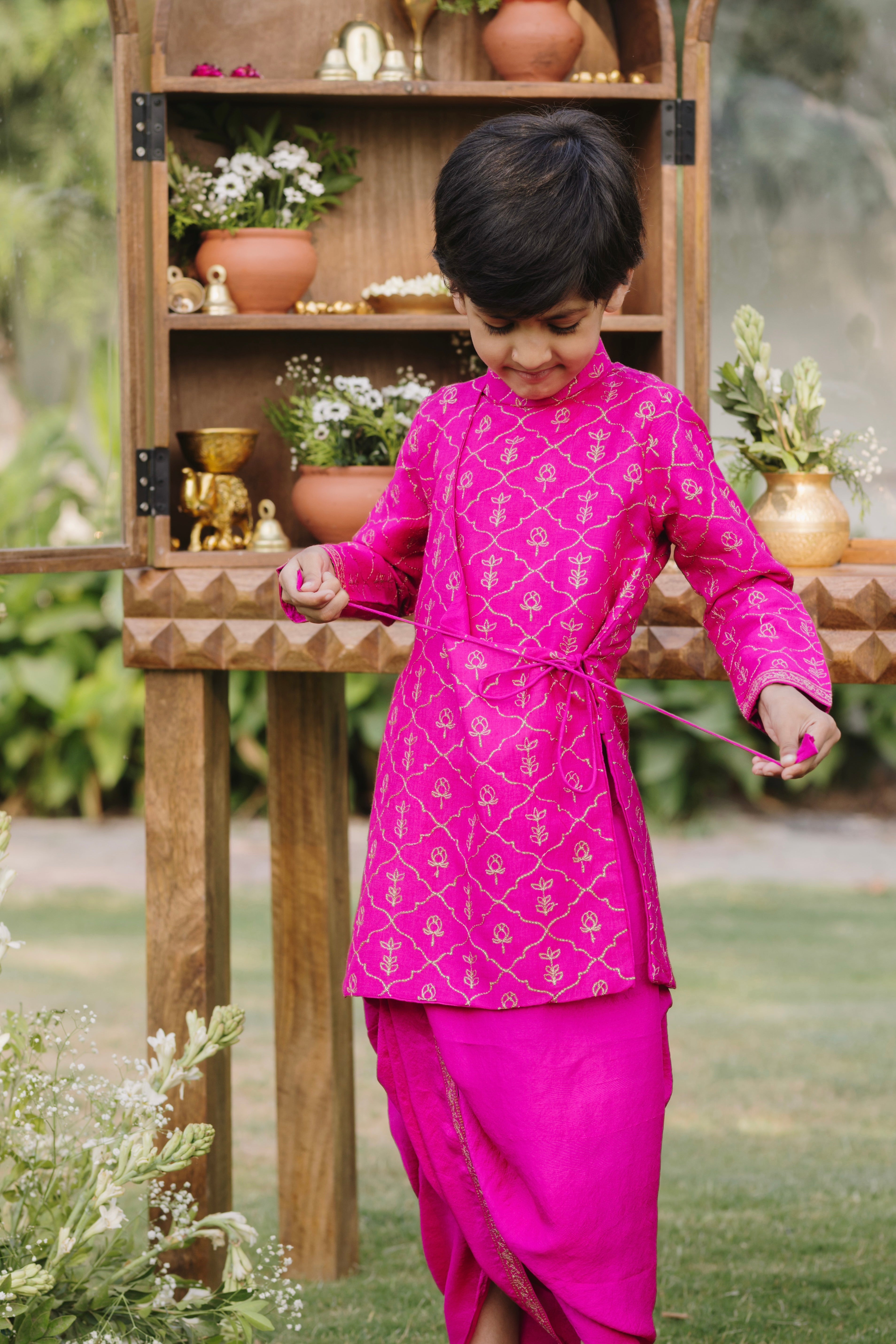 Gulabi Noor Angrakha Set