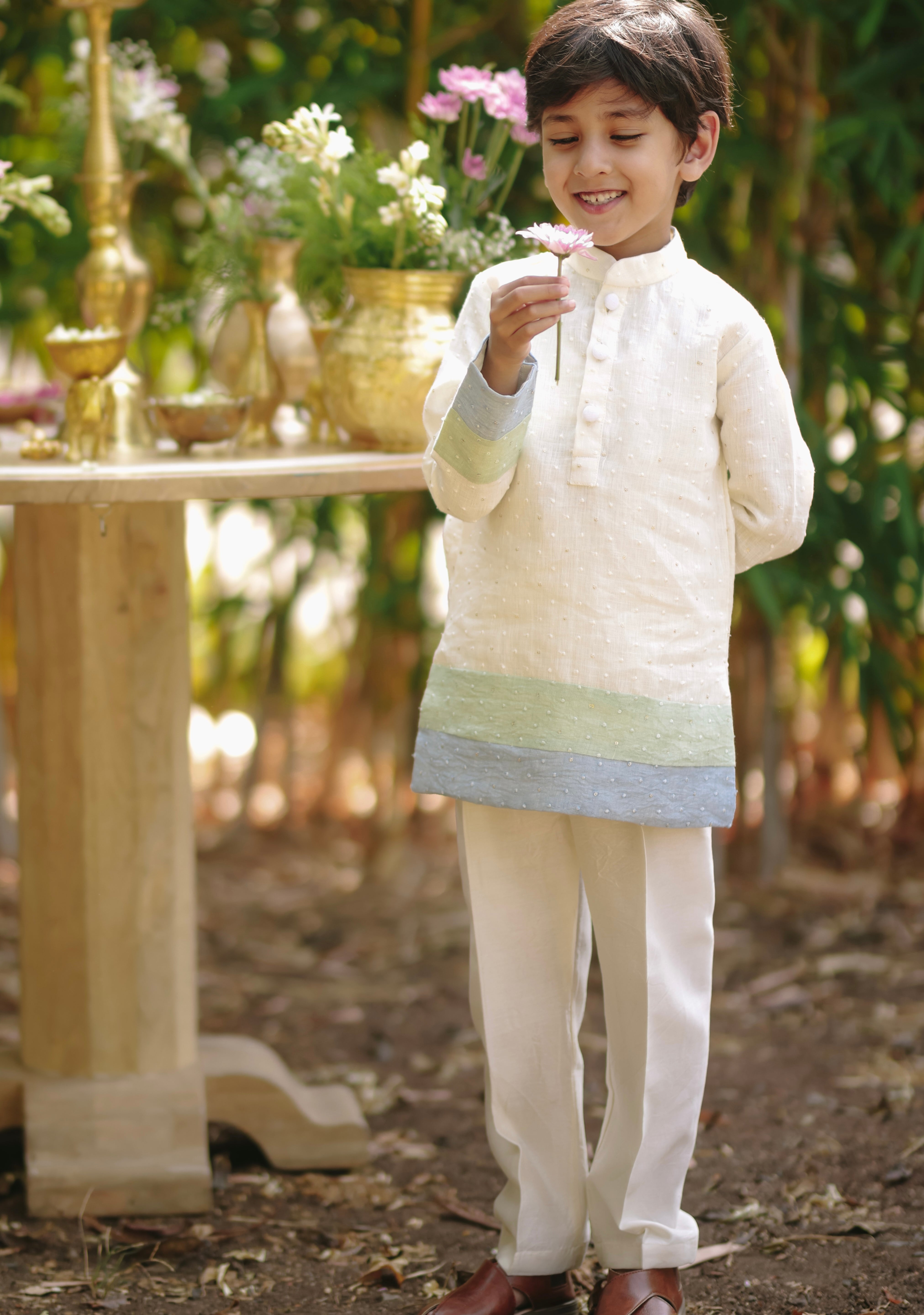 Neel Tara Kurta Set