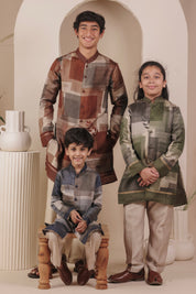Laal Mulaayam Kurta Set
