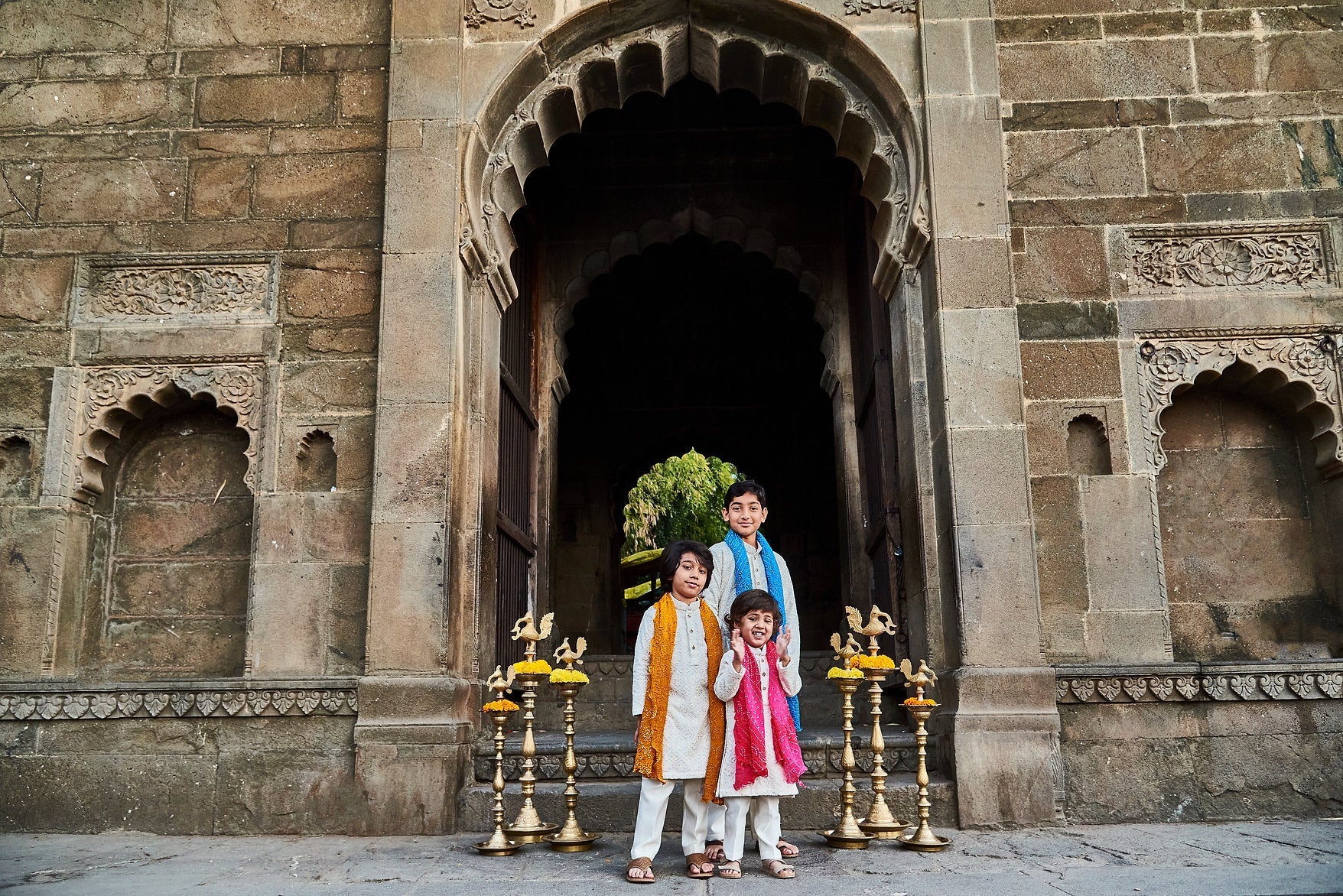 Lakhnavi Kurta With Bandhani Stole
